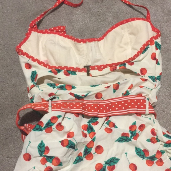 Juicy Couture Beach Royalty Bathing Pin up style - Picture 7 of 12